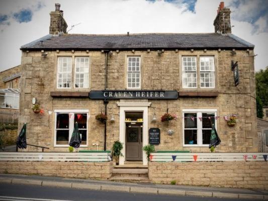 The Craven Heifer Bed & Breakfast Addingham Exterior photo